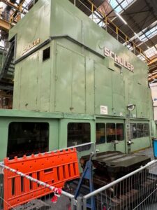 Blechumformung Presse Schuler TS4-2000-10-700 - 2000 ton (ID:76169) - Dabrox.com