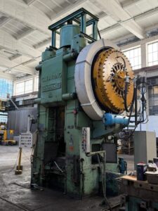 Schmiedepresse Clearing - 1600 ton