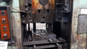 Schmiedepresse TMP Voronezh K8540 - 1000 ton (ID:75397) - Dabrox.com
