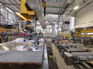 Blechumformung Presse Aida DSF-TE4-20000-730-250 - 2000 ton (ID:76378) - Dabrox.com