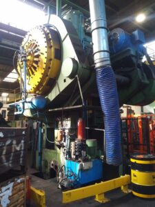 Schmiedepresse Clearing Clearing 2000 - 2000 ton (ID:75400) - Dabrox.com