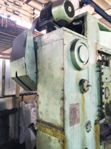 Kniehebelpresse Barnaul KB8336 - 400 ton (ID:75389) - Dabrox.com