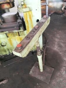 Kniehebelpresse Barnaul KB8336 - 400 ton (ID:75389) - Dabrox.com