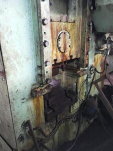 Kniehebelpresse Barnaul KB8336 - 400 ton (ID:75389) - Dabrox.com