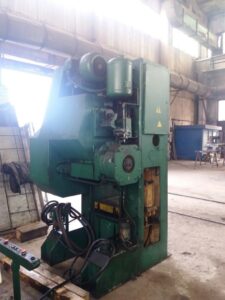 Kniehebelpresse Barnaul K8336 - 400 ton (ID:75387) - Dabrox.com