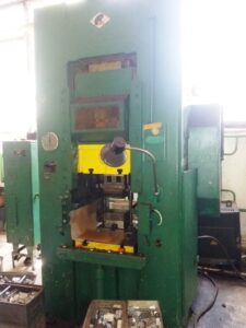 Kniehebelpresse Barnaul K8336 - 400 ton (ID:75387) - Dabrox.com