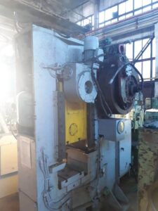 Kniehebelpresse Barnaul KB8334 - 250 ton (ID:75383) - Dabrox.com
