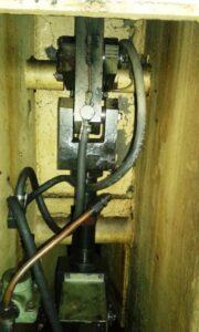 Kniehebelpresse Barnaul KB8334 - 250 ton (ID:75383) - Dabrox.com