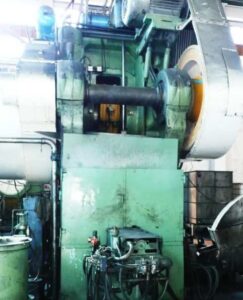 Schmiedepresse Lamberton 1600 - 1600 ton (ID:75404) - Dabrox.com