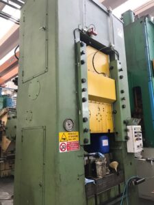 Kniehebelpresse Barnaul - 1600 ton