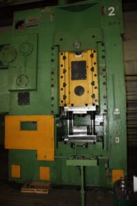 Kaltextrusion Presse Barnaul KB0036 - 400 ton (ID:S85655) - Dabrox.com