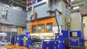 Blechumformung Presse Kaiser - 630 ton