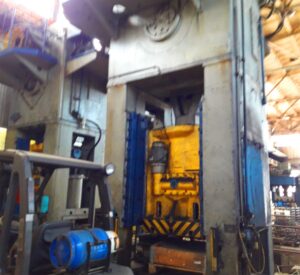Abgratpresse TMP Voronezh K2538 - 630 ton (ID:75223) - Dabrox.com