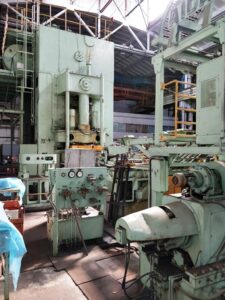 Blechumformung Presse Aida FT2-40 - 400 ton (ID:75787) - Dabrox.com