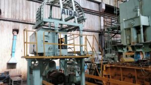 Blechumformung Presse Aida FT2-40 - 400 ton (ID:75787) - Dabrox.com