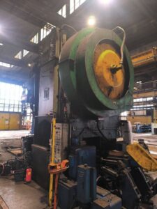 Schmiedepresse Komatsu CAH2000 - 2000 ton (ID:76397) - Dabrox.com
