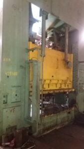 Blechumformung Presse Erfurt PE 2-U-315/2500/1450 FS - 315 ton (ID:75414) - Dabrox.com