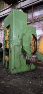 Kniehebelpresse Barnaul K8340 - 1000 ton (ID:76368) - Dabrox.com