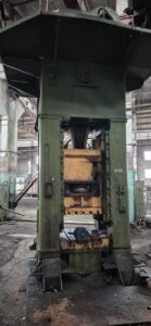 Abgratpresse TMP Voronezh K2536 - 400 ton (ID:76370) - Dabrox.com
