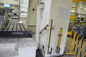 Blechumformung Presse Simpac DE4P1500 - 1500 ton (ID:76364) - Dabrox.com