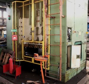 Mechanische Presse Rovetta S2-400-1600-1220 - 400 ton (ID:75790) - Dabrox.com