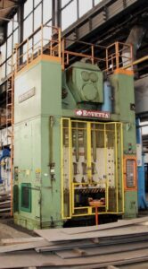 Mechanische Presse Rovetta S2-400-1600-1220 - 400 ton (ID:75790) - Dabrox.com