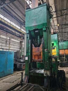 Abgratpresse Erfurt - 500 ton