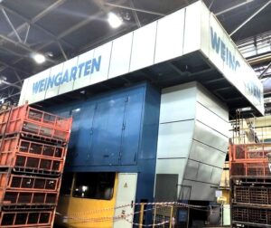 Blechumformung Presse Muller Weingarten  - 1000 ton
