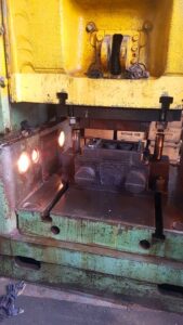 Kniehebelpresse TMP Voronezh K504.003.844 - 2500 ton (ID:S78692) - Dabrox.com