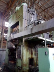 Kniehebelpresse TMP Voronezh K504.003.844 - 2500 ton (ID:S78700) - Dabrox.com