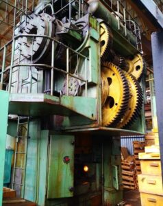 Kniehebelpresse TMP Voronezh K504.003.844 - 2500 ton (ID:S78704) - Dabrox.com