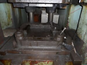 Schmiedepresse Smeral LZK 1600 - 1600 ton (ID:S88919) - Dabrox.com