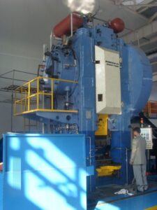 Schmiedepresse Eumuco SP 200 C - 2000 ton (ID:S85959) - Dabrox.com