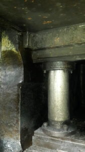 Schmiedepresse Ajax 2500 MT - 2500 ton (ID:S85980) - Dabrox.com