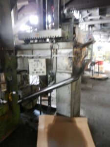 Spindelpresse Vaccari 9PS - 400 ton (ID:S86002) - Dabrox.com