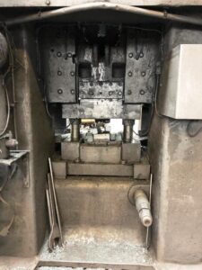 Schmiedepresse National Maxipres 1600 - 1600 ton (ID:75998) - Dabrox.com