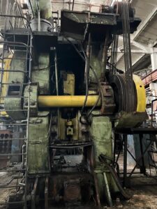 Schmiedepresse TMP Voronezh K8542 - 1600 ton (ID:75711) - Dabrox.com