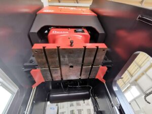 Abgratpresse Amada SDE-2025 - 200 ton (ID:S78897) - Dabrox.com