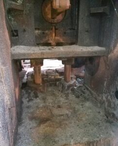 Schmiedepresse TMP Voronezh KB8042 - 1600 ton (ID:75823) - Dabrox.com