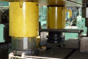 Blechumformung Presse Ryazan AA6230 - 100 ton (ID:75512) - Dabrox.com