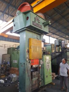 Spindelpresse Vaccari 9PS - 400 ton (ID:S85857) - Dabrox.com