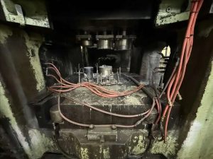 Schmiedepresse Nittan Massey MHFP-2800LW - 2800 ton (ID:76411) - Dabrox.com