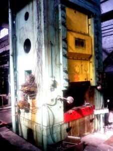 Kniehebelpresse TMP Voronezh - 2500 ton