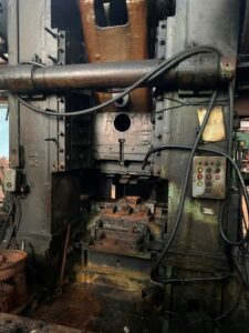 Schmiedepresse TMP Voronezh K8544 - 2500 ton (ID:76001) - Dabrox.com