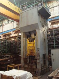 Abgratpresse Erfurt  - 800 ton