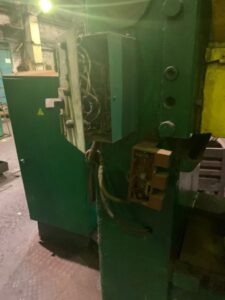 Kniehebelpresse Barnaul K8336 - 400 ton (ID:76002) - Dabrox.com