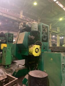 Kniehebelpresse Barnaul K8336 - 400 ton (ID:76002) - Dabrox.com