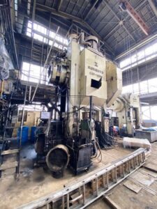 Schmiedepresse Kurimoto C2F-1600 - 1600 ton (ID:75531) - Dabrox.com