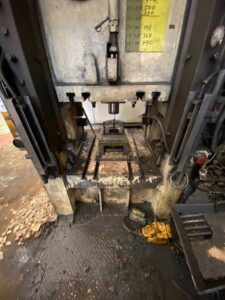 Schmiedepresse Smeral LZK 1000 P - 1000 ton (ID:75532) - Dabrox.com