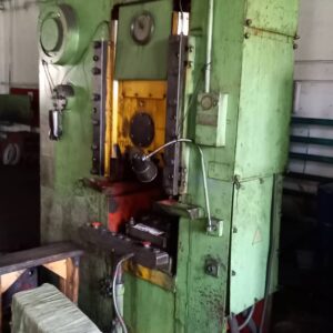 Kniehebelpresse Kuzlitmash  - 400 ton